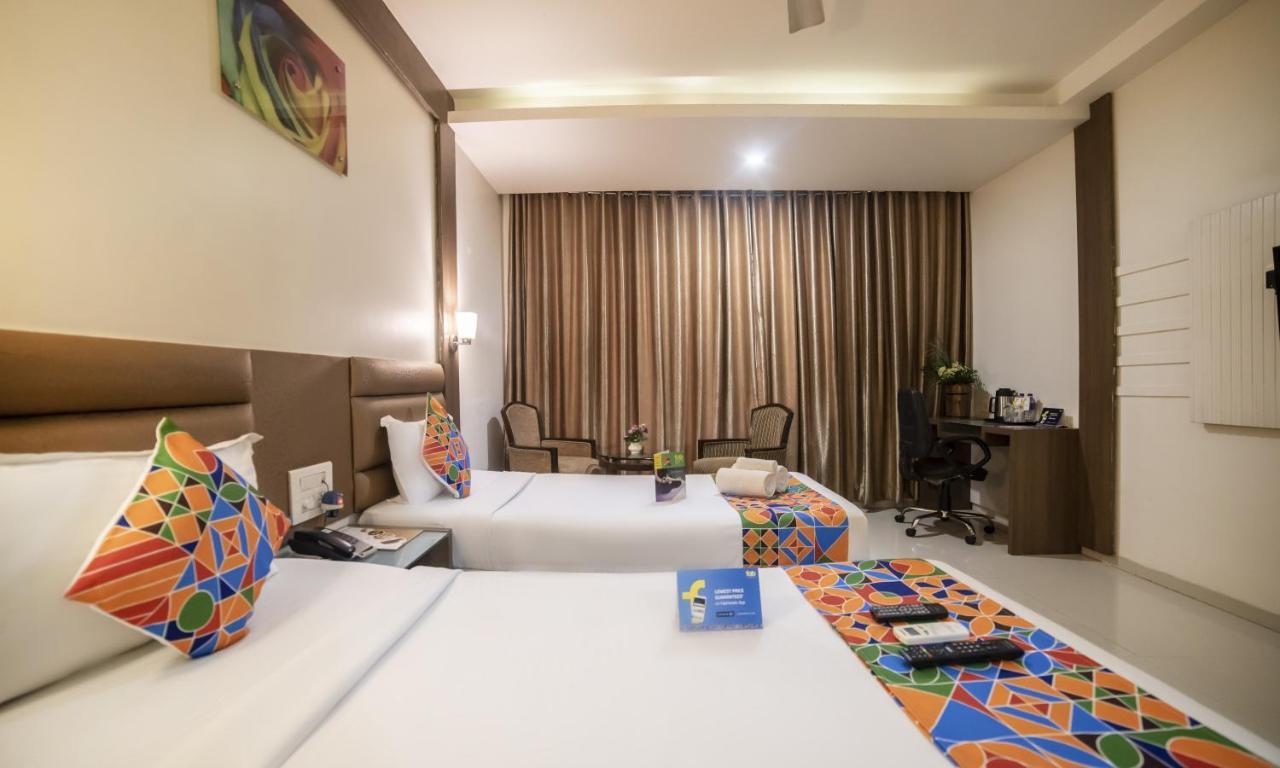 Fabhotel Tanisha Jubilee Hills Hyderabad Eksteriør bilde